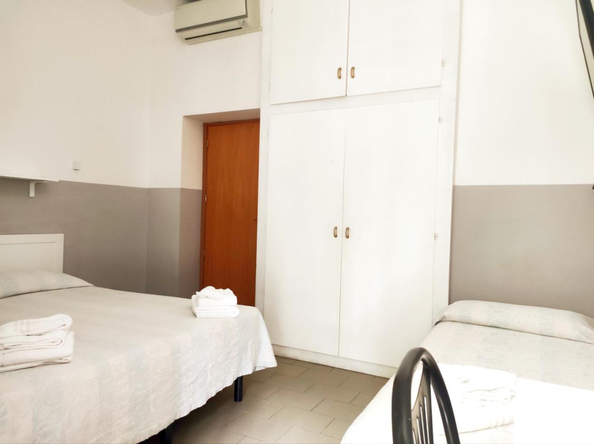 Hotel Zenith Римини Номер фото